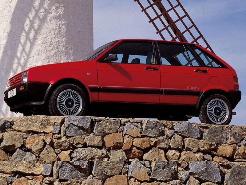 Автомобиль SEAT Ibiza I Хэтчбек (5 дверей)