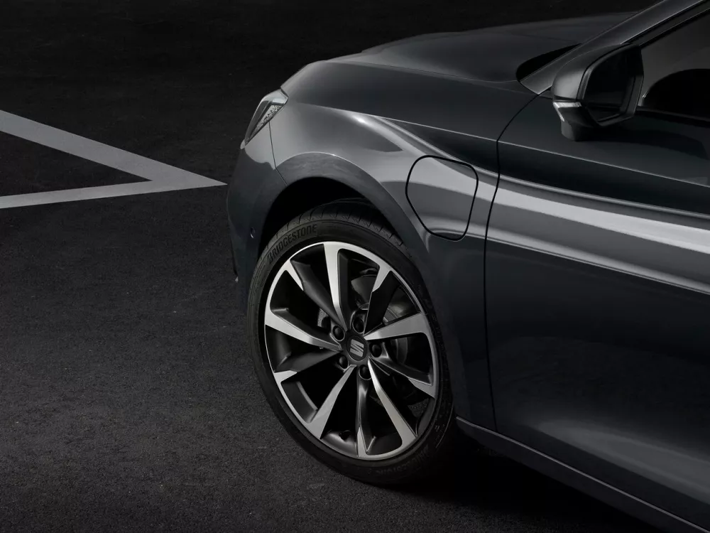 Автомобиль SEAT Leon IV Универсал (5 дверей)