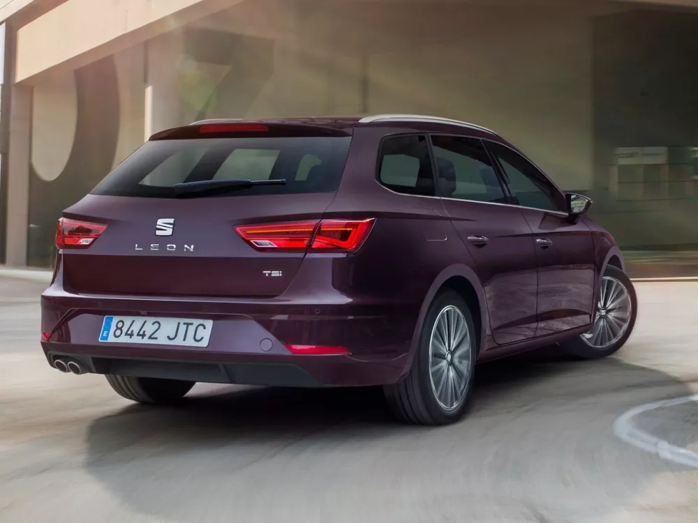Автомобиль SEAT Leon III Рестайлинг Универсал (5 дверей)