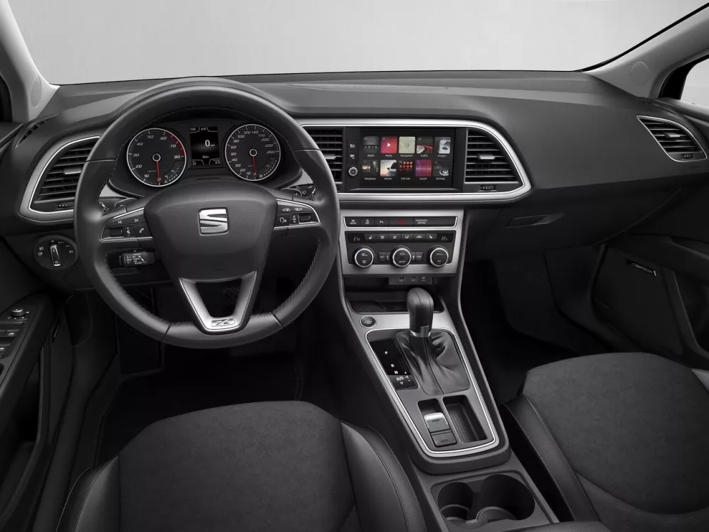 Автомобиль SEAT Leon III Рестайлинг Универсал (5 дверей)