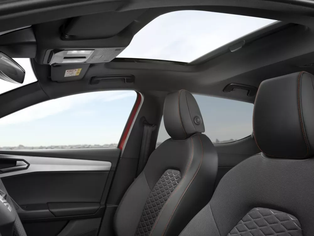 Автомобиль SEAT Leon IV Хэтчбек (5 дверей)