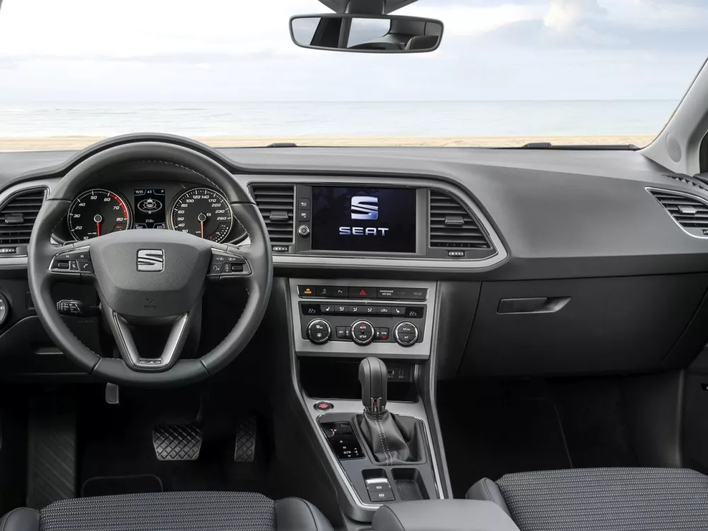 Автомобиль SEAT Leon III Рестайлинг Хэтчбек (5 дверей)