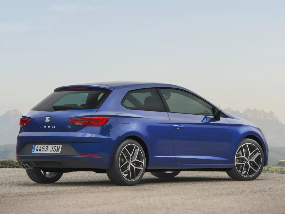 Автомобиль SEAT Leon III Рестайлинг Хэтчбек (3 двери)