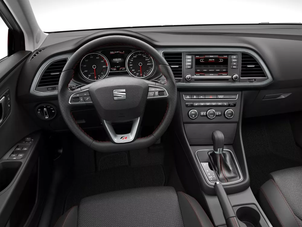Автомобиль SEAT Leon III Хэтчбек (5 дверей)