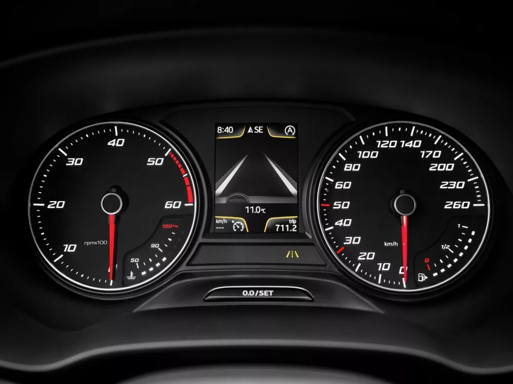 Автомобиль SEAT Leon III Хэтчбек (5 дверей)