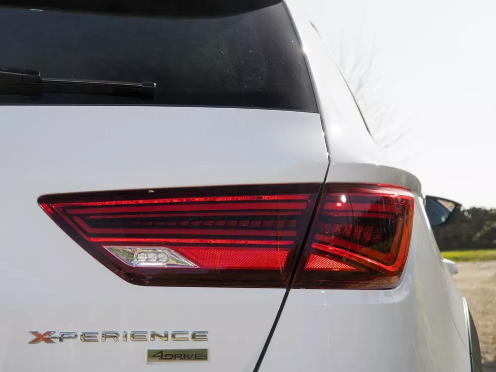 Автомобиль SEAT Leon III Рестайлинг Универсал (5 дверей) X-PERIENCE