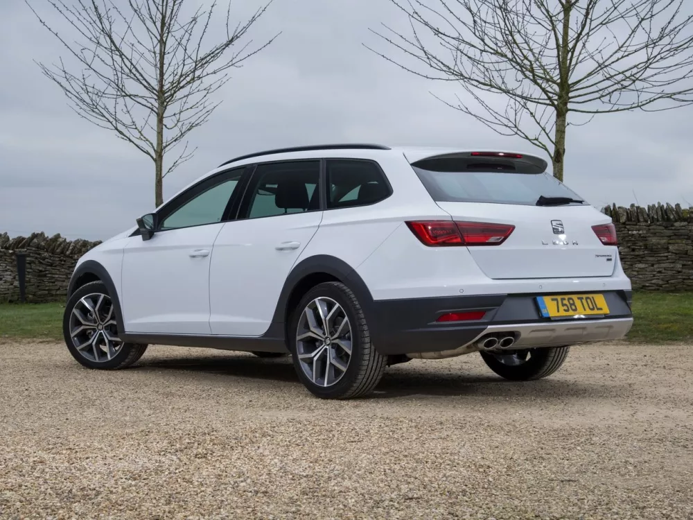 Автомобиль SEAT Leon III Рестайлинг Универсал (5 дверей) X-PERIENCE