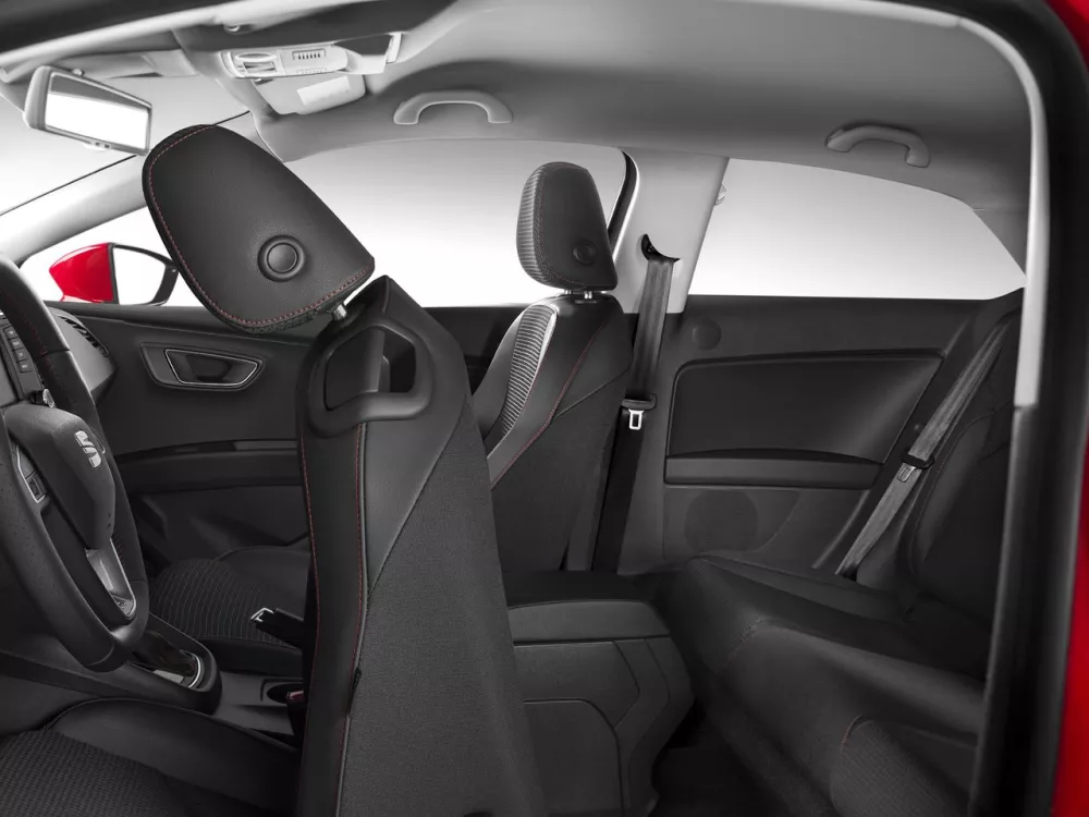 Автомобиль SEAT Leon III Хэтчбек (3 двери)