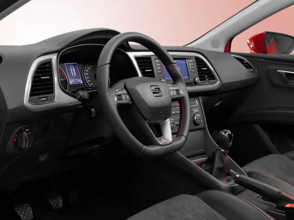 Автомобиль SEAT Leon III Хэтчбек (3 двери)