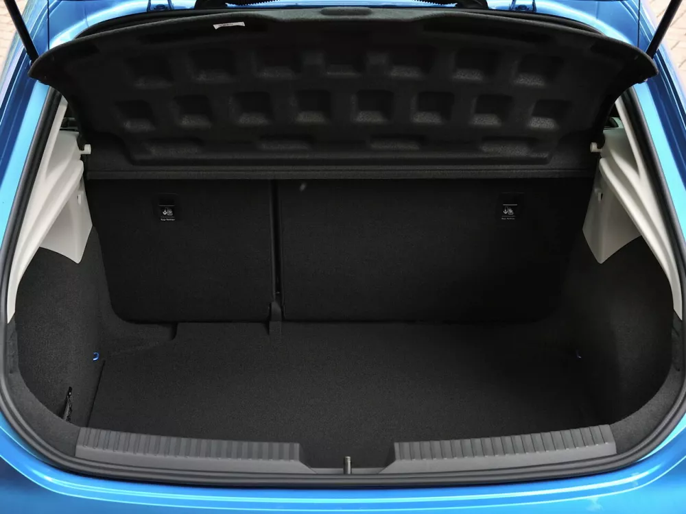 Автомобиль SEAT Leon III Хэтчбек (3 двери)
