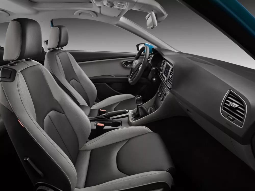 Автомобиль SEAT Leon III Хэтчбек (3 двери)
