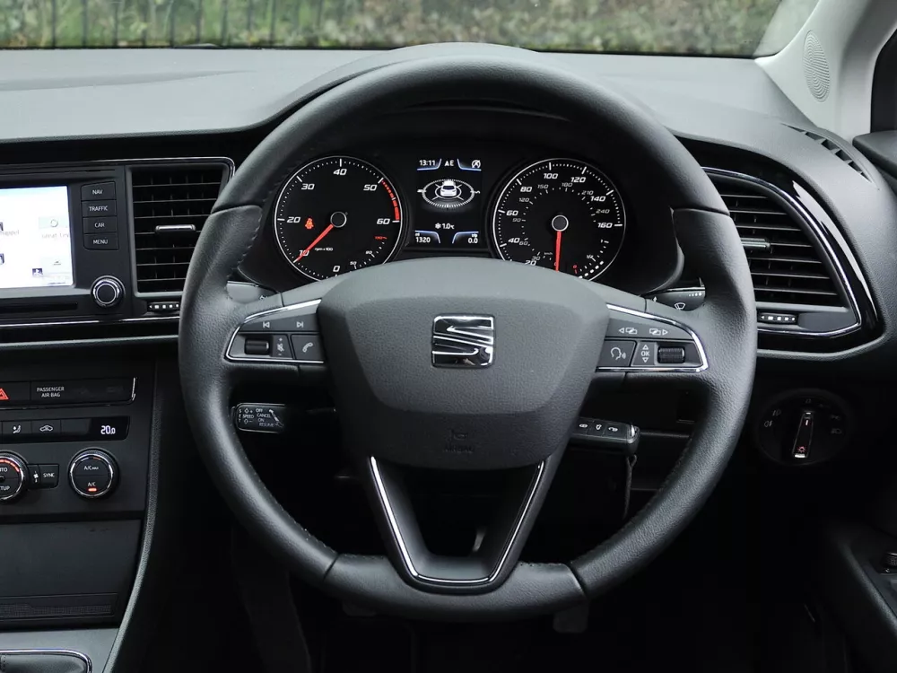 Автомобиль SEAT Leon III Хэтчбек (3 двери)