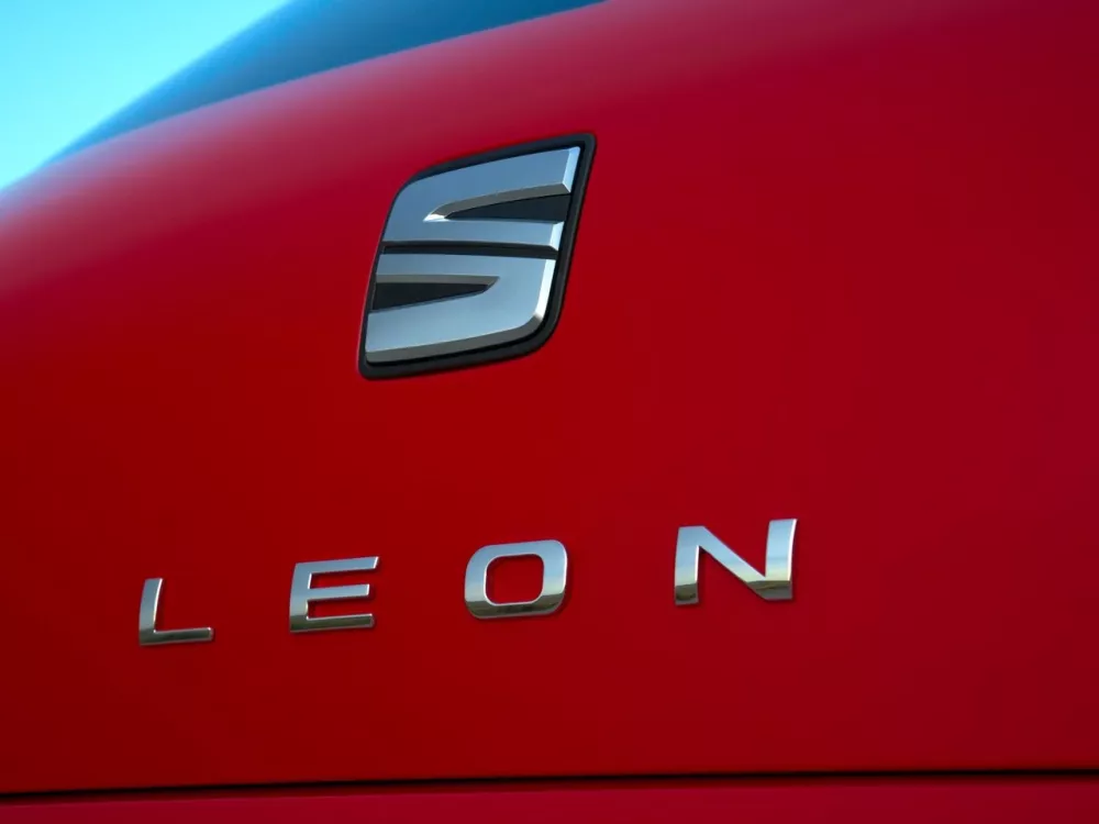 Автомобиль SEAT Leon III Хэтчбек (5 дверей)