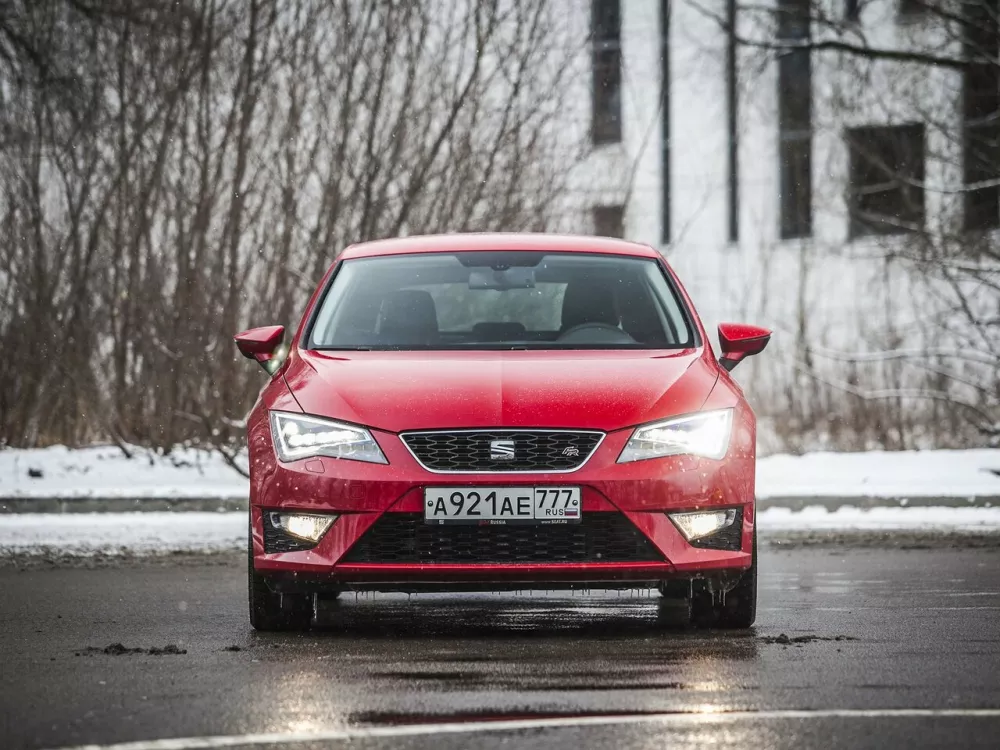 Автомобиль SEAT Leon III Хэтчбек (3 двери)