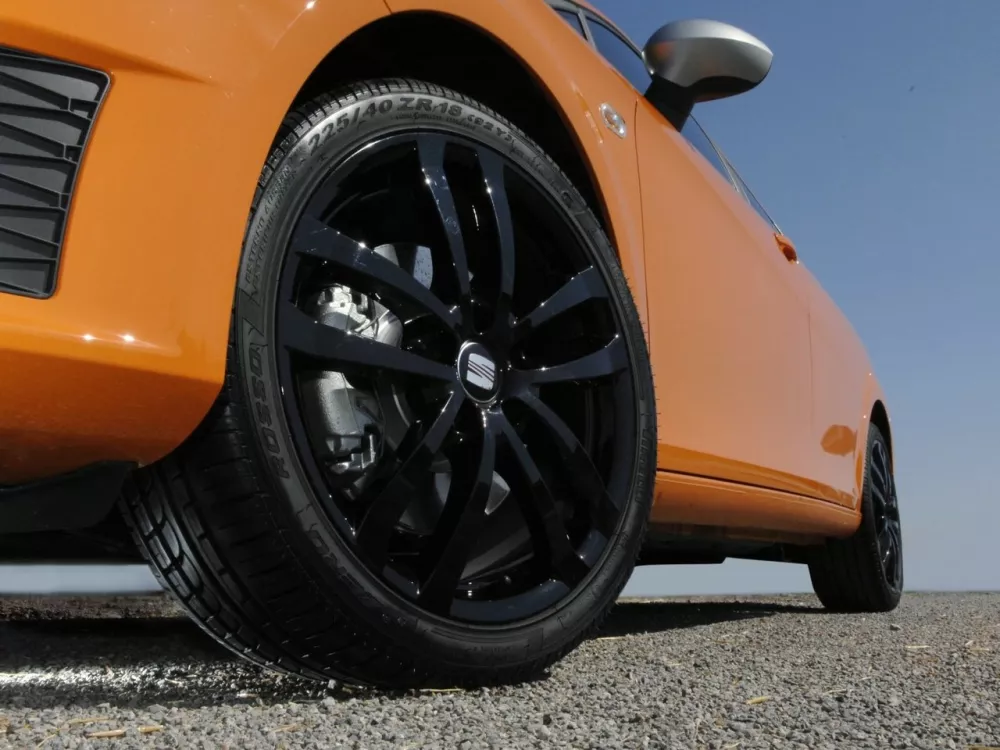 Автомобиль SEAT Leon II Рестайлинг Хэтчбек (5 дверей)