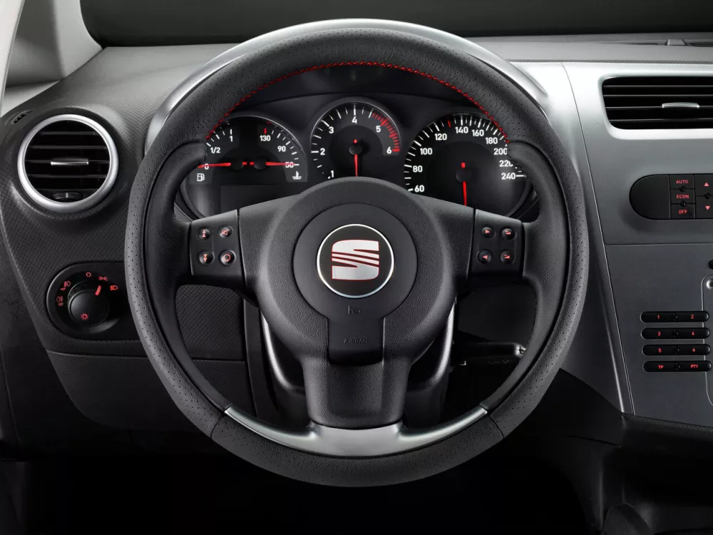 Автомобиль SEAT Leon II Хэтчбек (5 дверей)