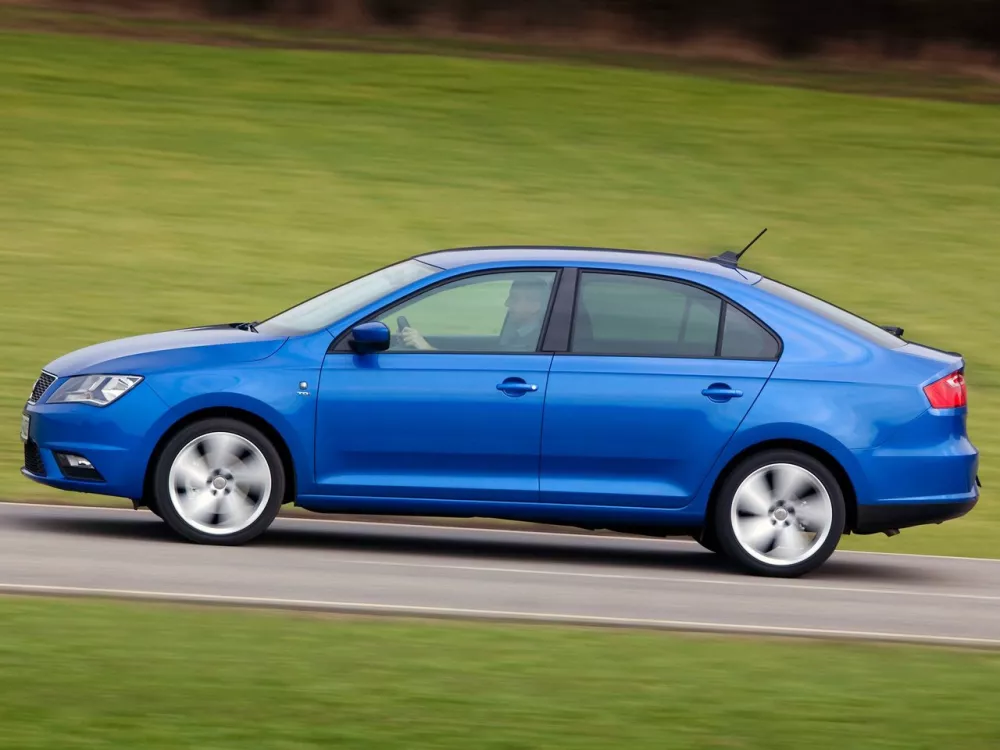 Автомобиль SEAT Toledo IV Лифтбек