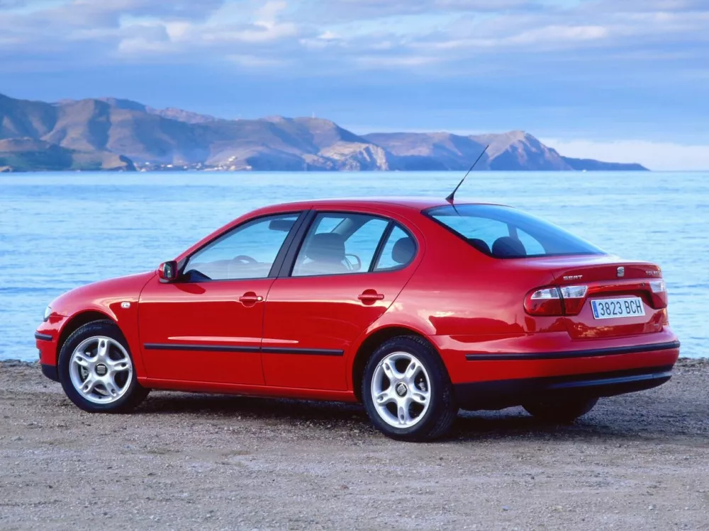 Автомобиль SEAT Toledo II Седан