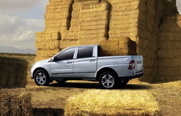 Автомобиль SsangYong Actyon Sports II Пикап Двойная кабина