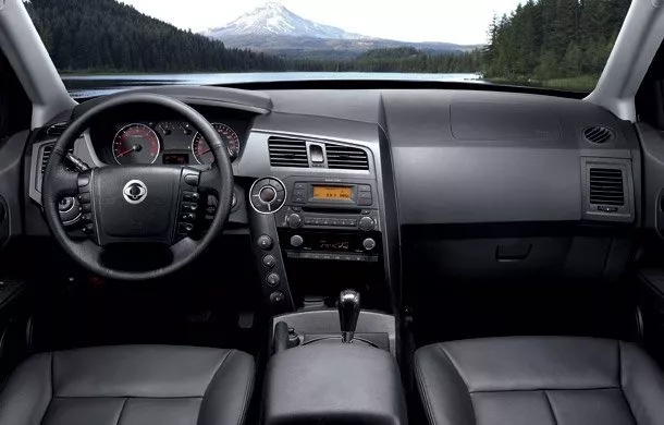 Автомобиль SsangYong Actyon Sports II Пикап Двойная кабина