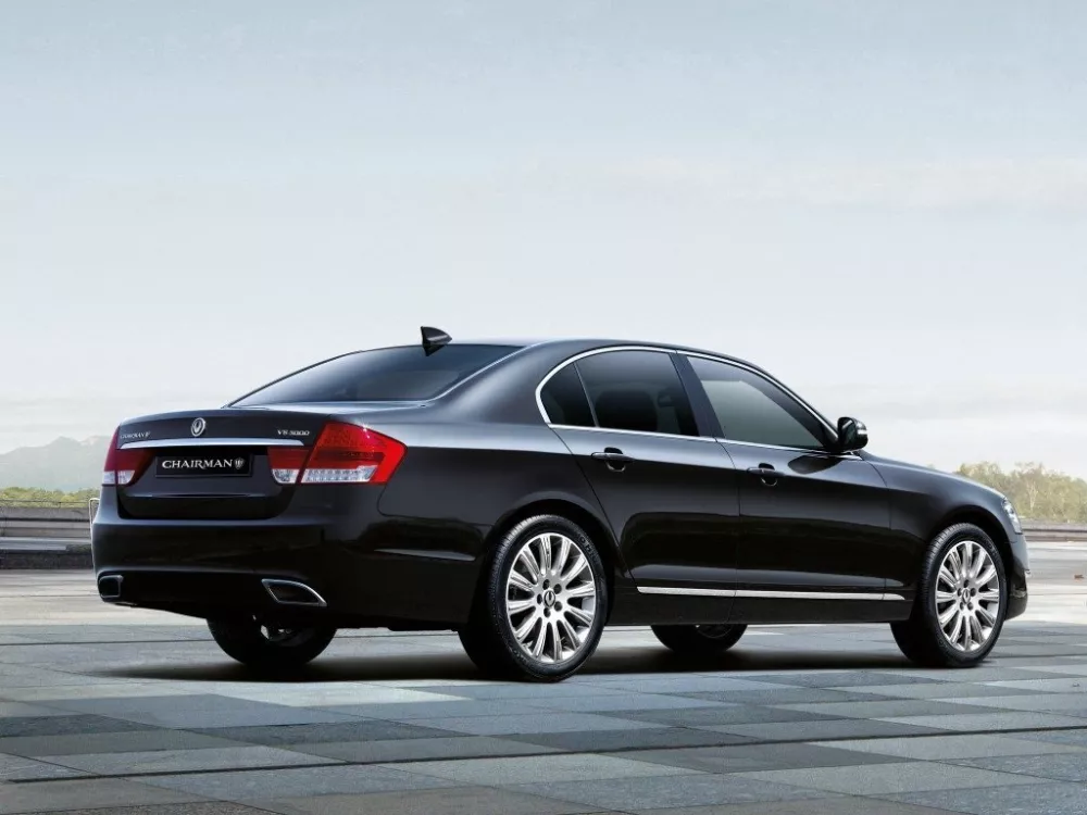 Автомобиль SsangYong Chairman II (W) Седан