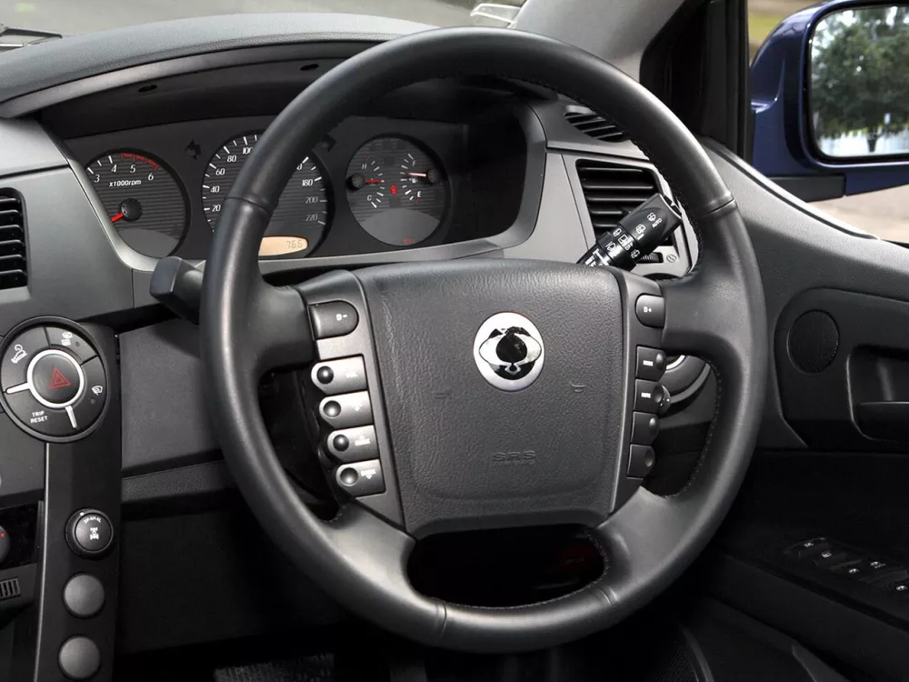 Автомобиль SsangYong Kyron I Рестайлинг Внедорожник (5 дверей)