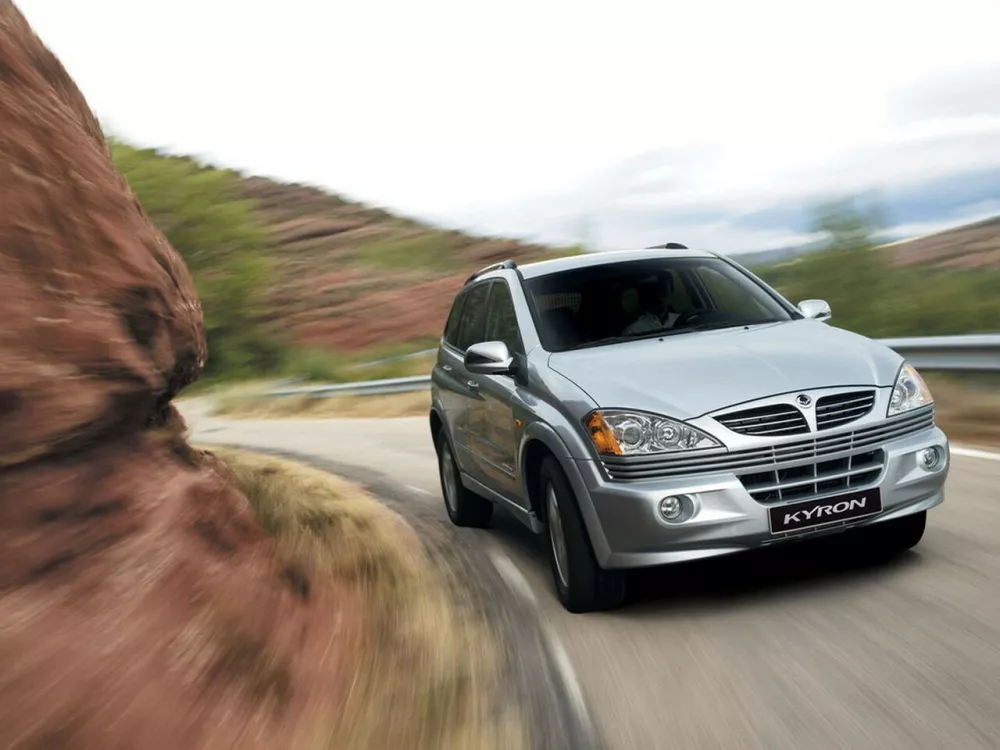 Автомобиль SsangYong Kyron I Внедорожник (5 дверей)