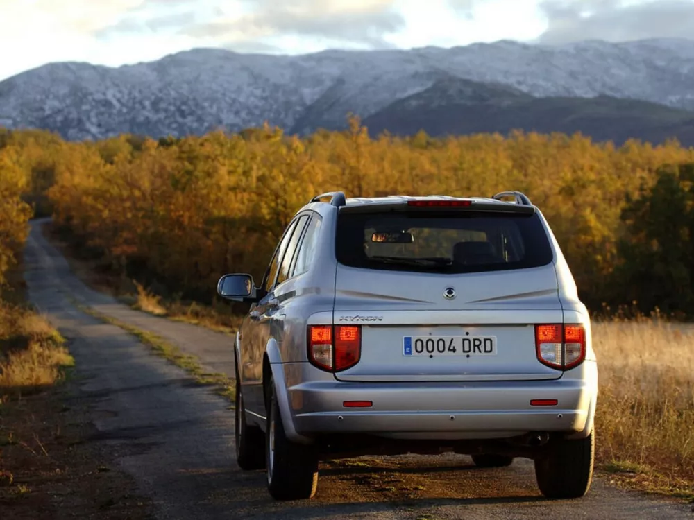 Автомобиль SsangYong Kyron I Внедорожник (5 дверей)