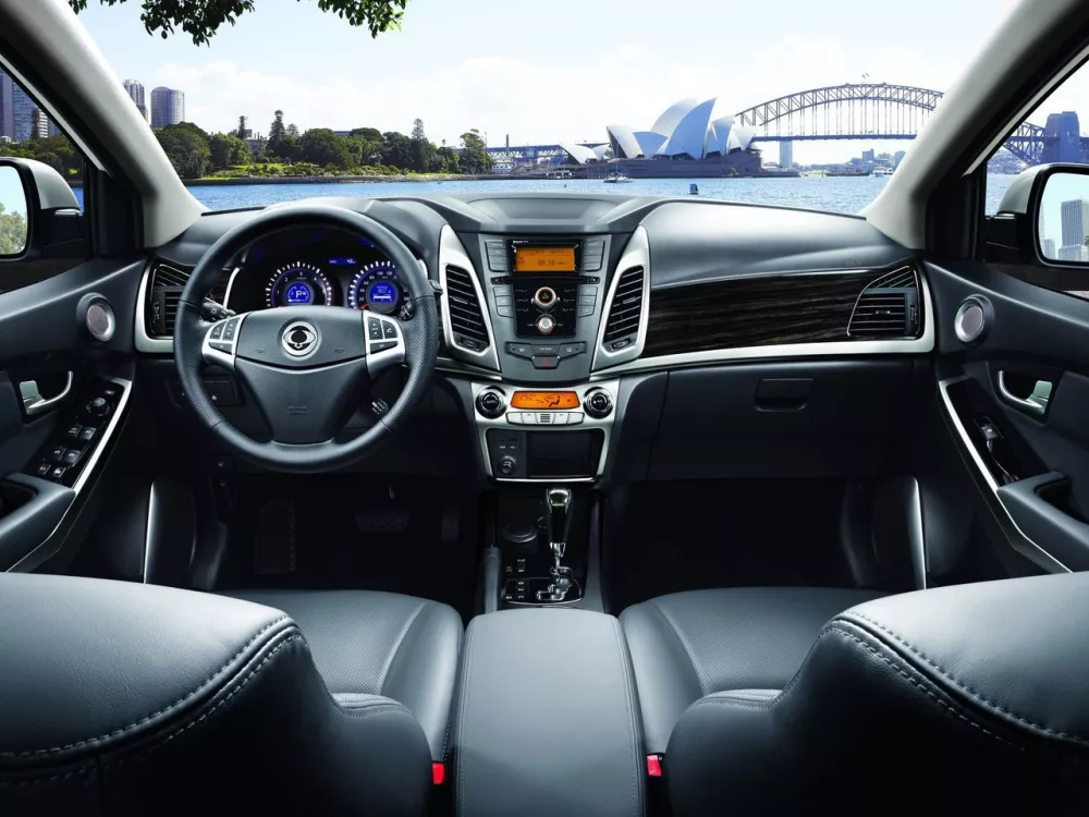 Автомобиль SsangYong Korando III Рестайлинг Внедорожник (5 дверей)