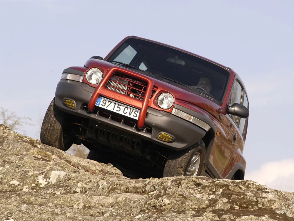 Автомобиль SsangYong Korando II Внедорожник (3 двери)