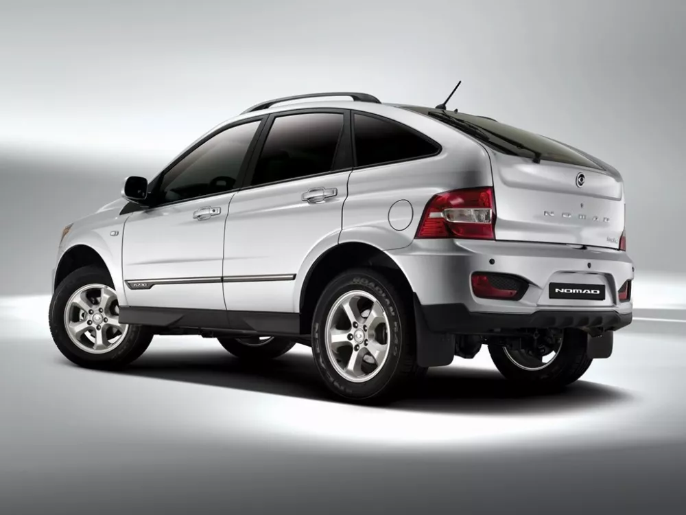 Автомобиль SsangYong Nomad Внедорожник (5 дверей)
