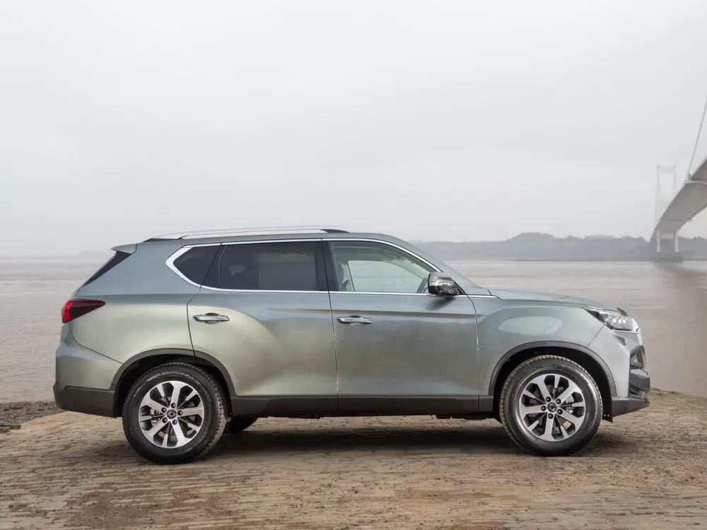 Автомобиль SsangYong Rexton IV Рестайлинг Внедорожник (5 дверей)