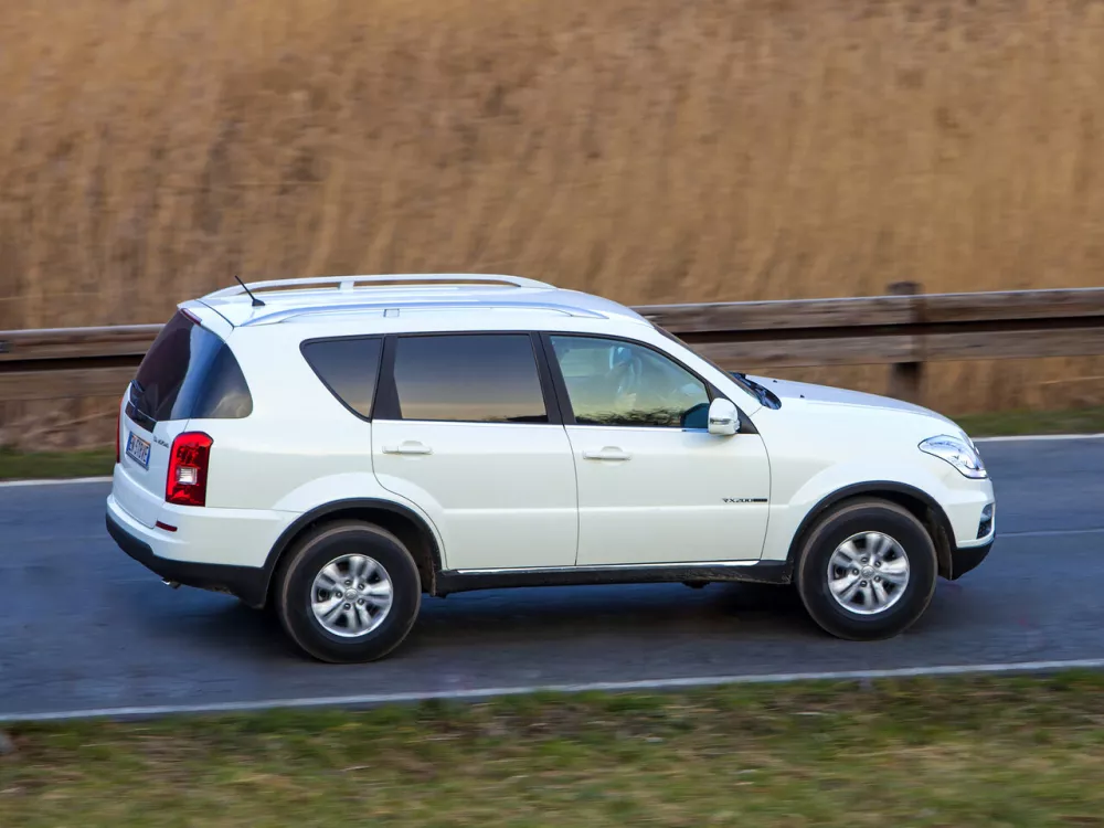 Автомобиль SsangYong Rexton III Внедорожник (5 дверей)