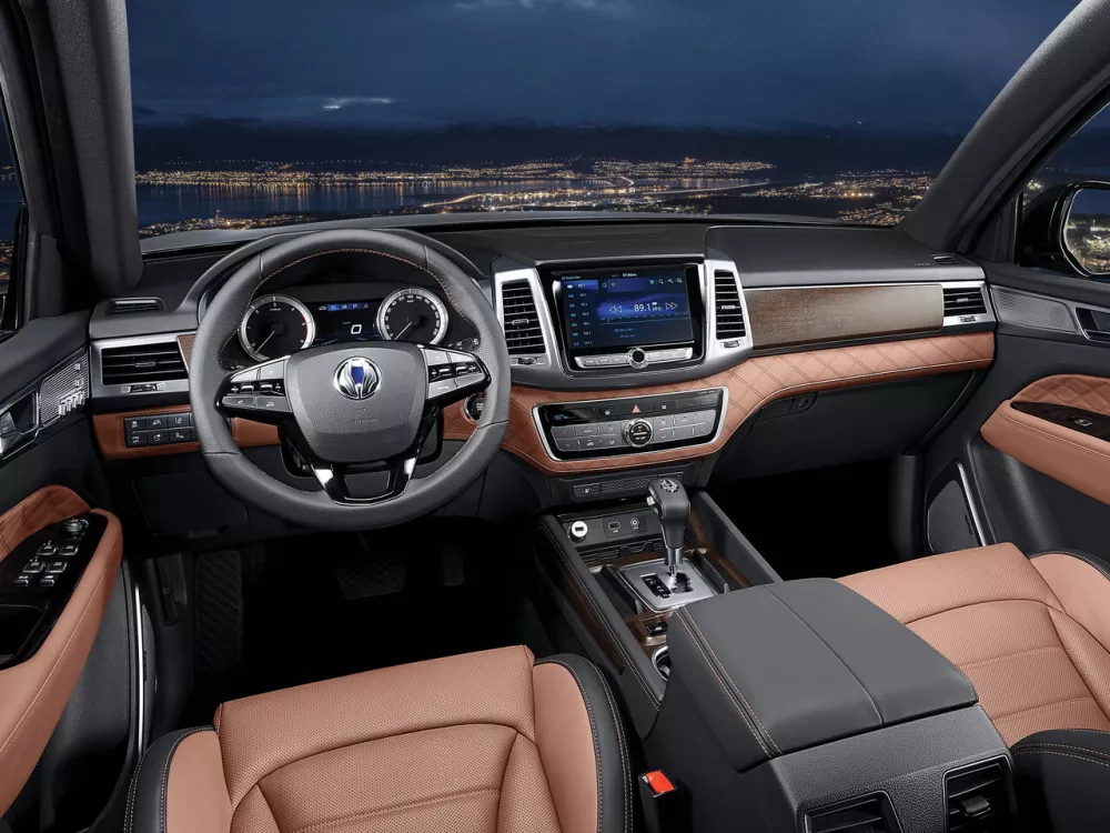Автомобиль SsangYong Rexton IV Внедорожник (5 дверей)