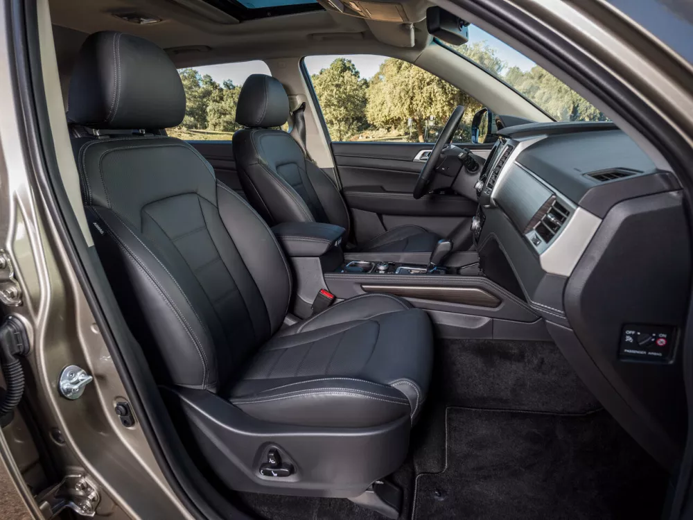 Автомобиль SsangYong Rexton IV Внедорожник (5 дверей)