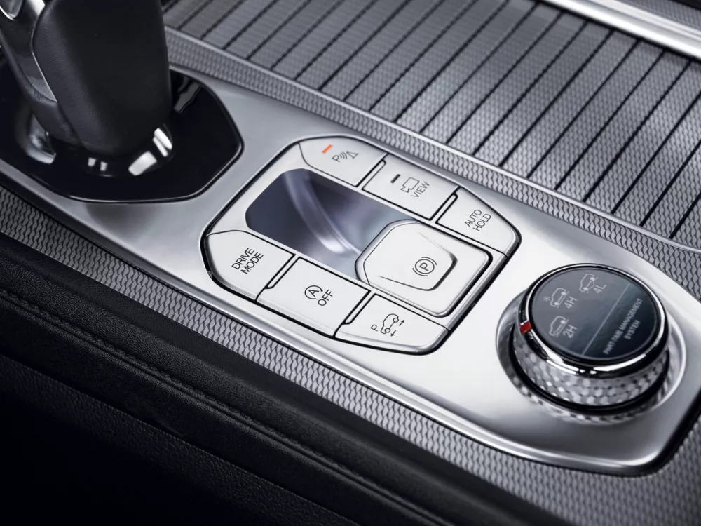 Автомобиль SsangYong Rexton IV Рестайлинг Внедорожник (5 дверей)