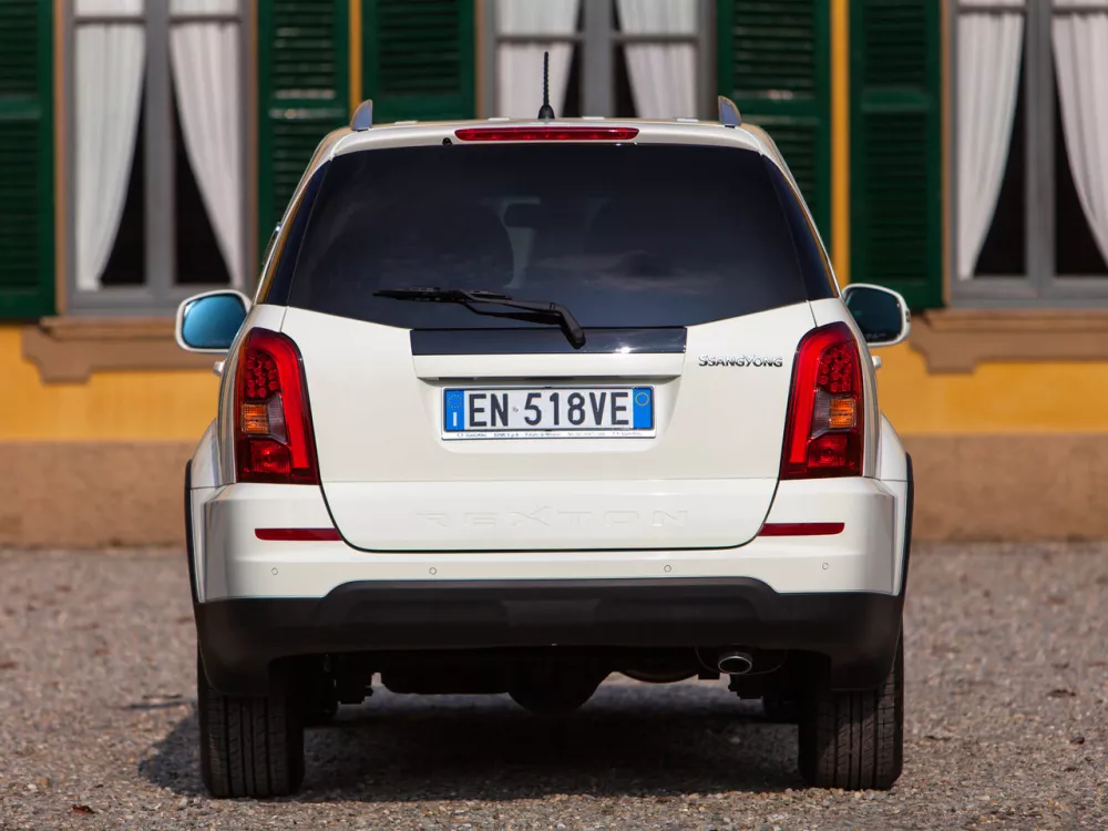 Автомобиль SsangYong Rexton III Внедорожник (5 дверей)