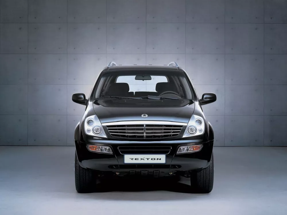 Автомобиль SsangYong Rexton I Внедорожник (5 дверей)