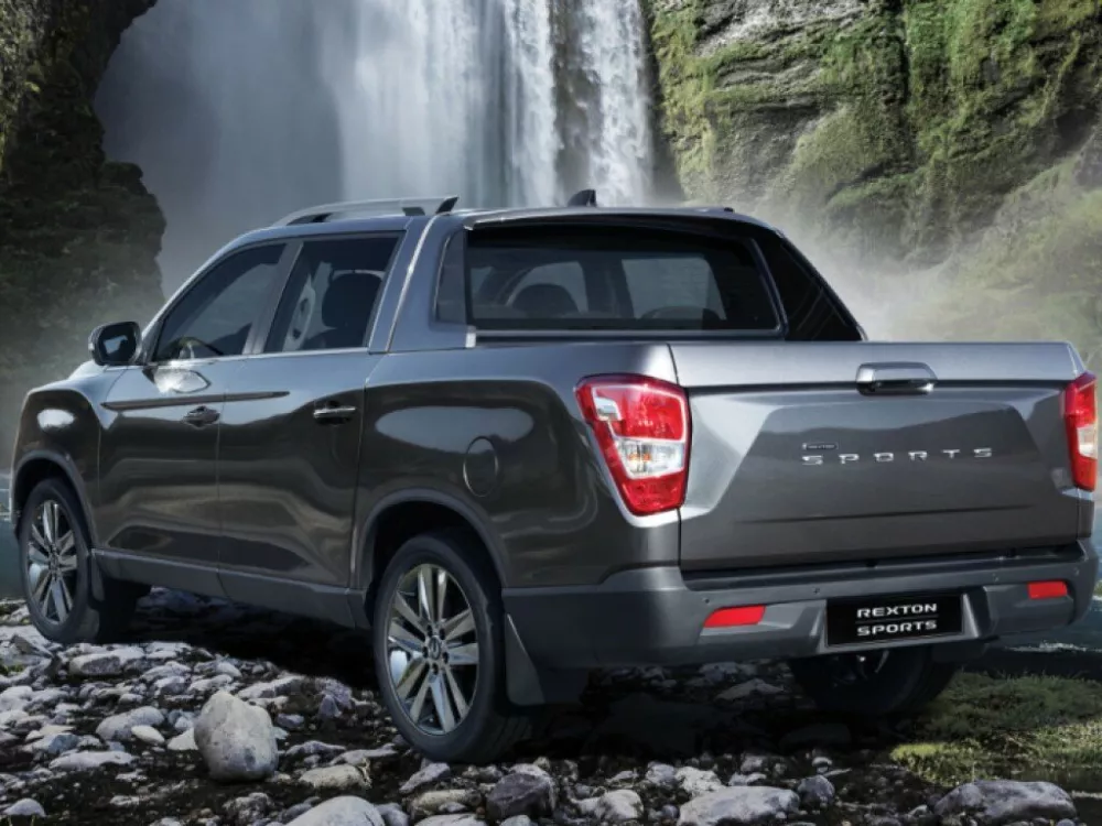 Автомобиль SsangYong Rexton Sports I Рестайлинг Пикап Двойная кабина
