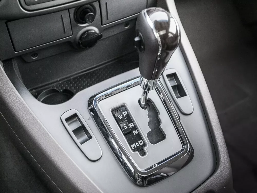 Автомобиль SsangYong Stavic Минивэн