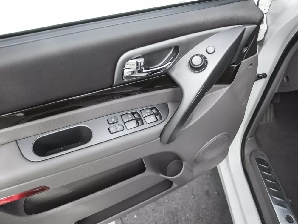 Автомобиль SsangYong Stavic Минивэн