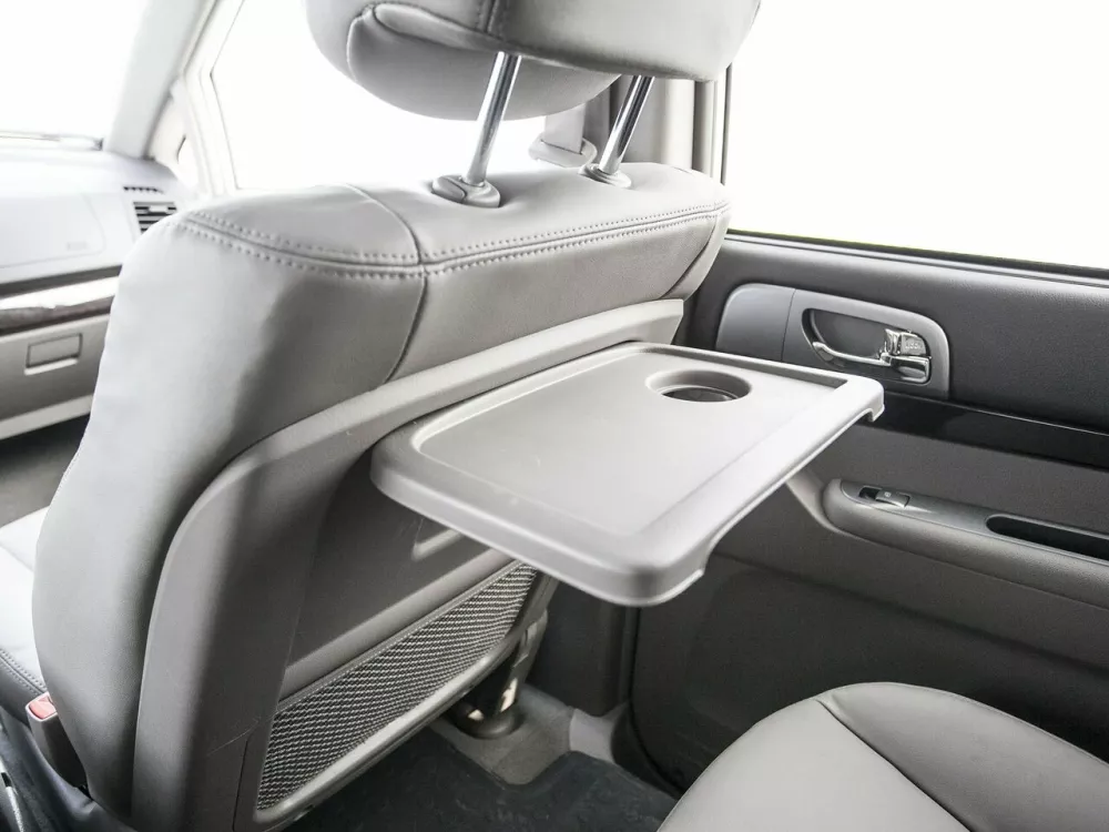 Автомобиль SsangYong Stavic Минивэн