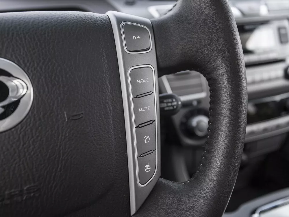 Автомобиль SsangYong Stavic Минивэн