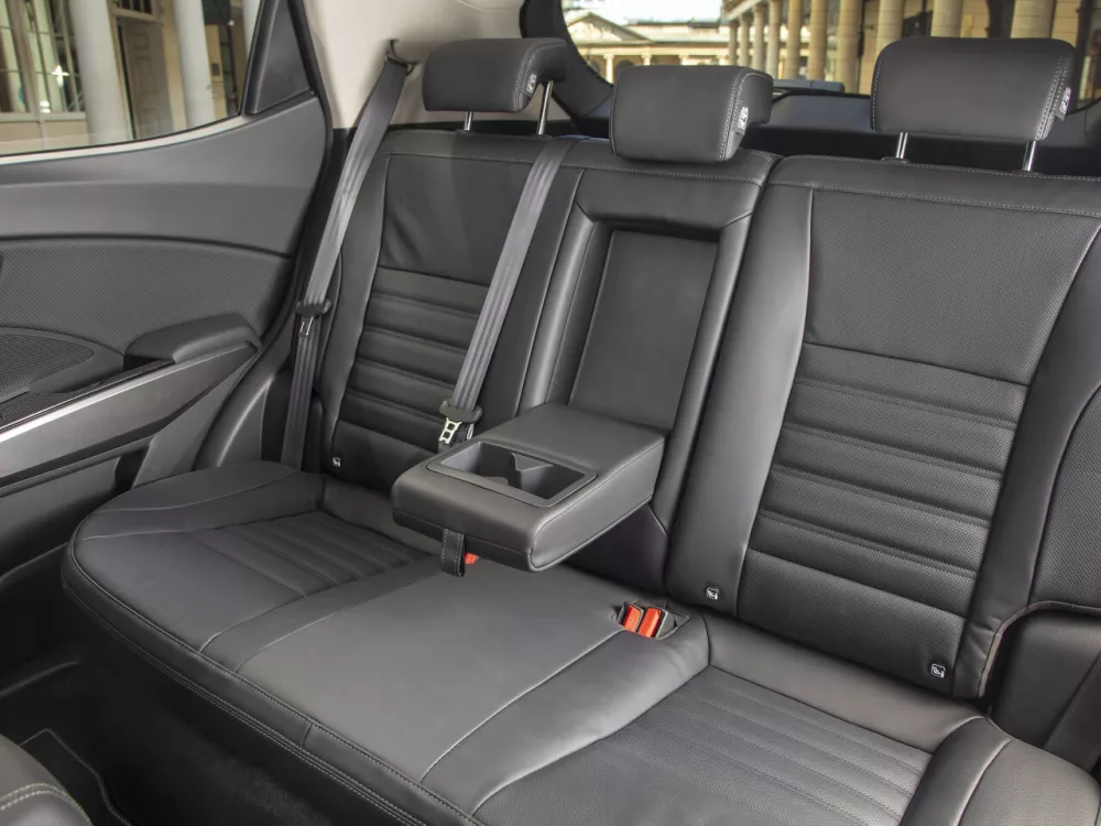 Автомобиль SsangYong Tivoli I Рестайлинг Внедорожник (5 дверей)