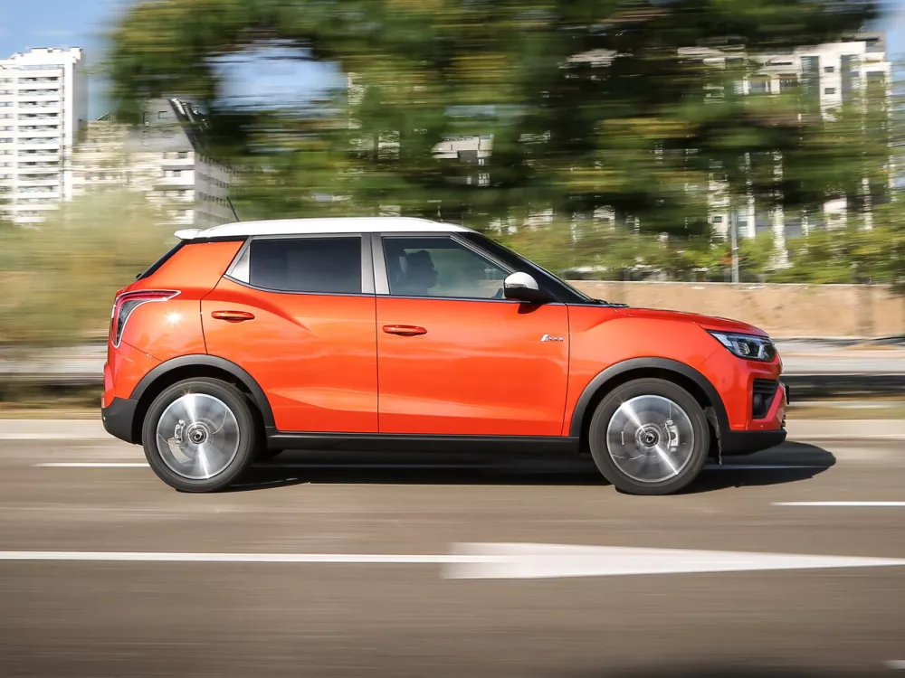 Автомобиль SsangYong Tivoli I Рестайлинг Внедорожник (5 дверей)