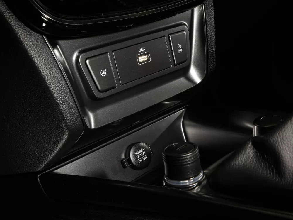 Автомобиль SsangYong Tivoli I Рестайлинг Внедорожник (5 дверей)