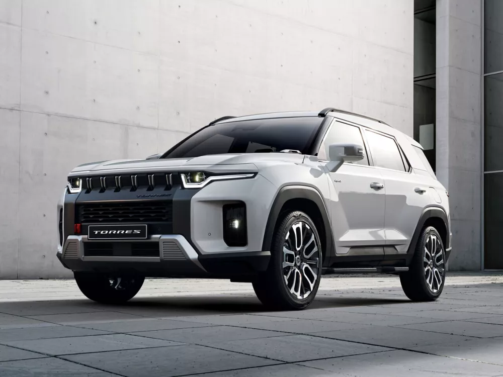 Автомобиль SsangYong Torres Внедорожник (5 дверей)