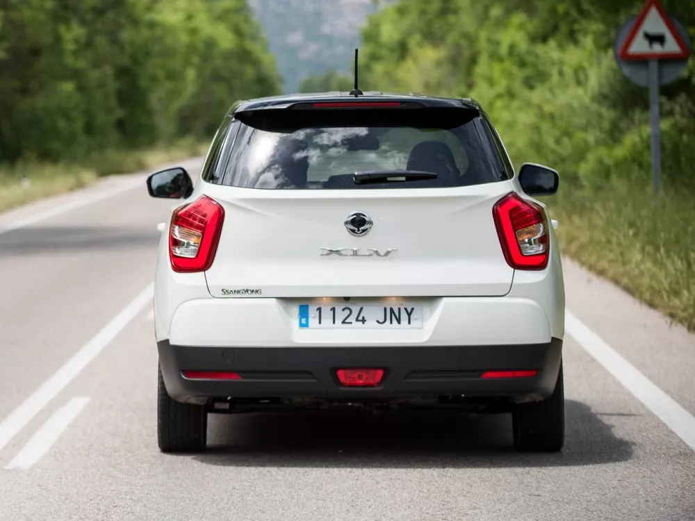 Автомобиль SsangYong XLV I Внедорожник (5 дверей)