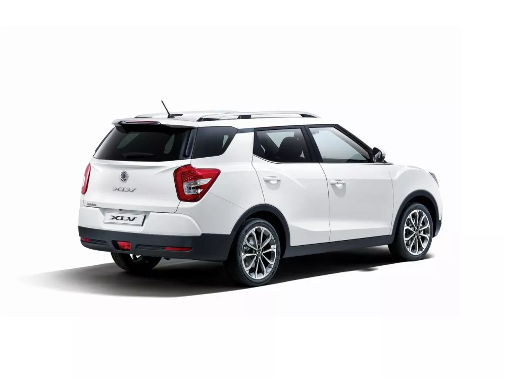 Автомобиль SsangYong XLV I Внедорожник (5 дверей)
