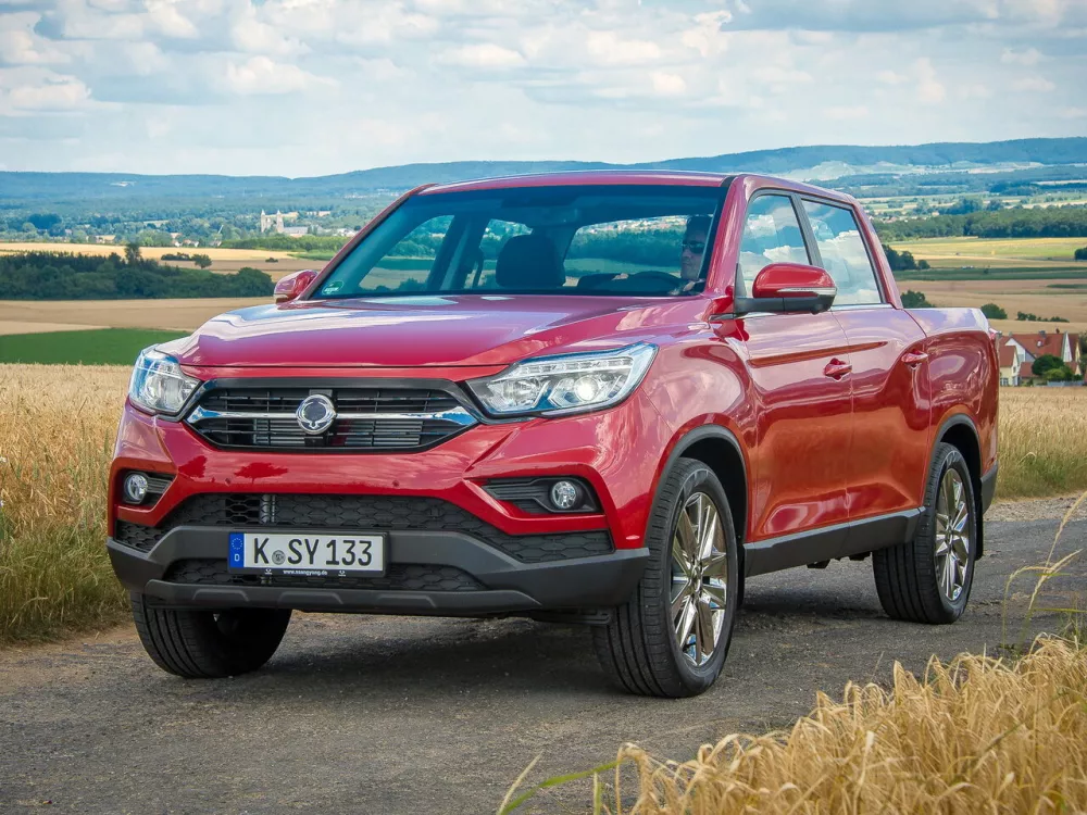 Автомобиль SsangYong Musso II Пикап Двойная кабина
